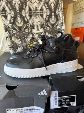 Nike Kids Black & White Low-Top Sneakers with White Sole